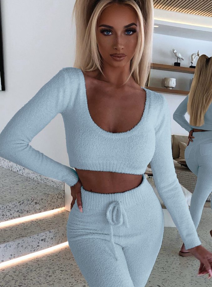 Rita Cozy Crop - Baby Blue